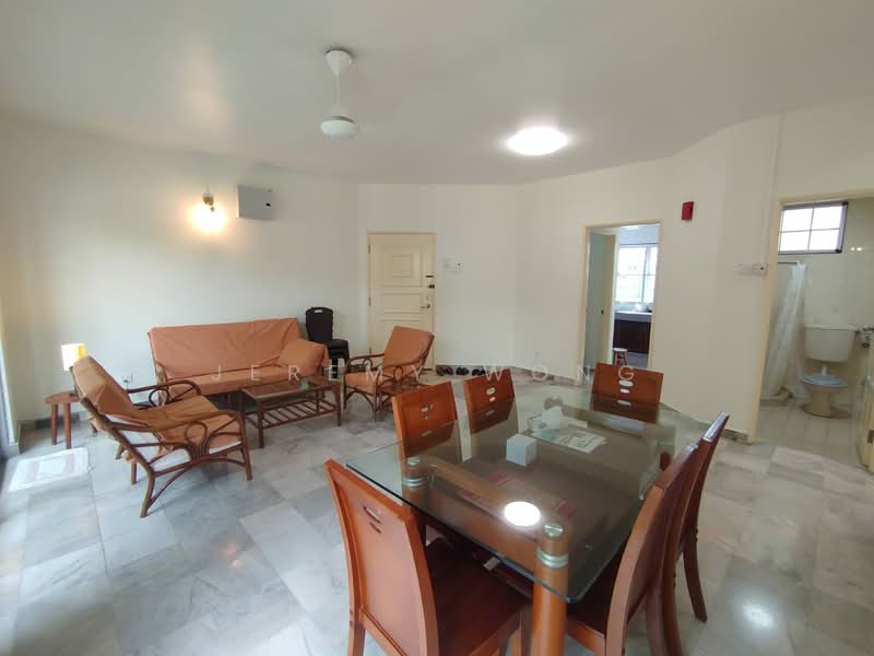 Kondominium untuk Dijual di Tiara Damansara - Jeremy Wong - Living & Dining Room - PropertyGuru.com.my