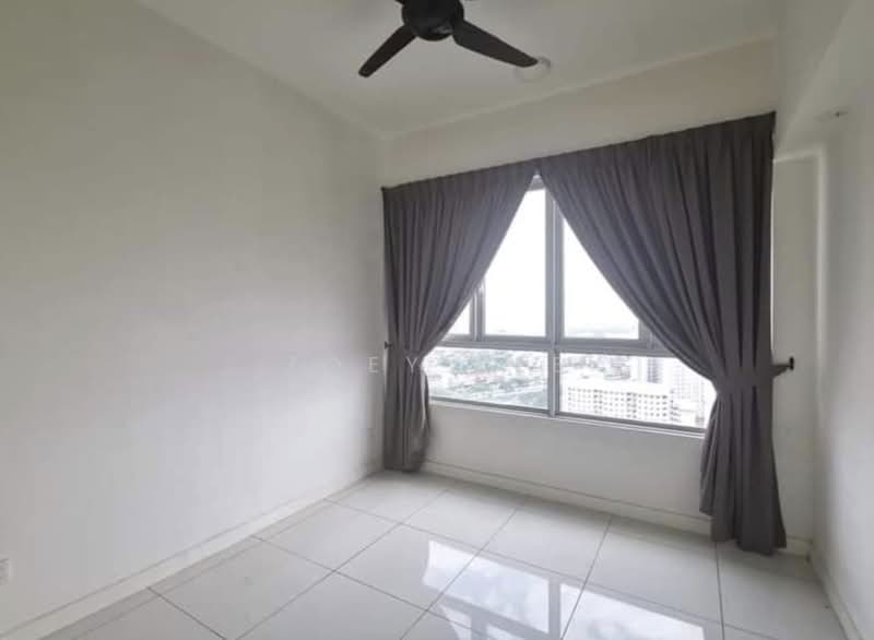 Pangsapuri untuk Dijual di Epic Residence - Zoey Lee - View - PropertyGuru.com.my