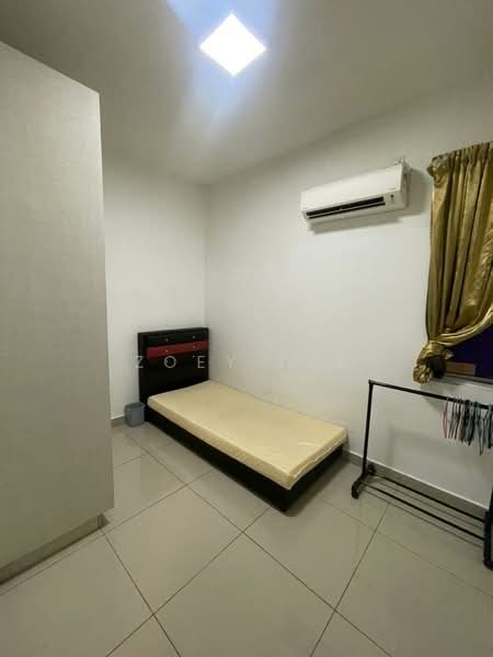 Service Residence for Sale at D'Tasek Residences (Tasek Impian) - Zoey Lee - Bedroom - PropertyGuru.com.my