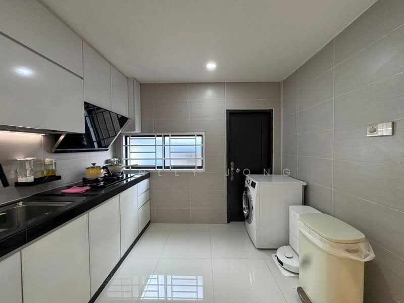 Rumah Teres 2-Tingkat untuk Dijual di Taman Damai Jaya (Skudai) - Janlly Jong - Kitchen - PropertyGuru.com.my