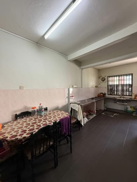 Rumah Teres 2-Tingkat untuk Dijual di Kulai (Johor) - Zoey Lee - Kitchen - PropertyGuru.com.my