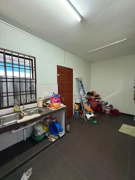 Rumah Teres 2-Tingkat untuk Dijual di Kulai (Johor) - Zoey Lee - Kitchen - PropertyGuru.com.my
