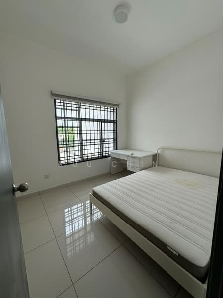 Rumah Teres 2-Tingkat untuk Dijual di Setia Tropika (Johor Bahru) - Kuu Chin - Bedroom - PropertyGuru.com.my