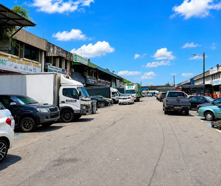 Kedai untuk Dijual di Taman Ungku Tun Aminah (Skudai) - Sausa Lee - Exterior - PropertyGuru.com.my
