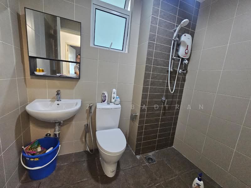 Kondominium untuk Disewa di Flora Rosa - Fakhzan Badiran - Bathroom - PropertyGuru.com.my