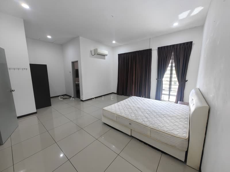 2-storey Terraced House for Rent in Taman Nusa Sentral (Iskandar Puteri (Nusajaya)) - Cassie Chin - Bedroom - PropertyGuru.com.my