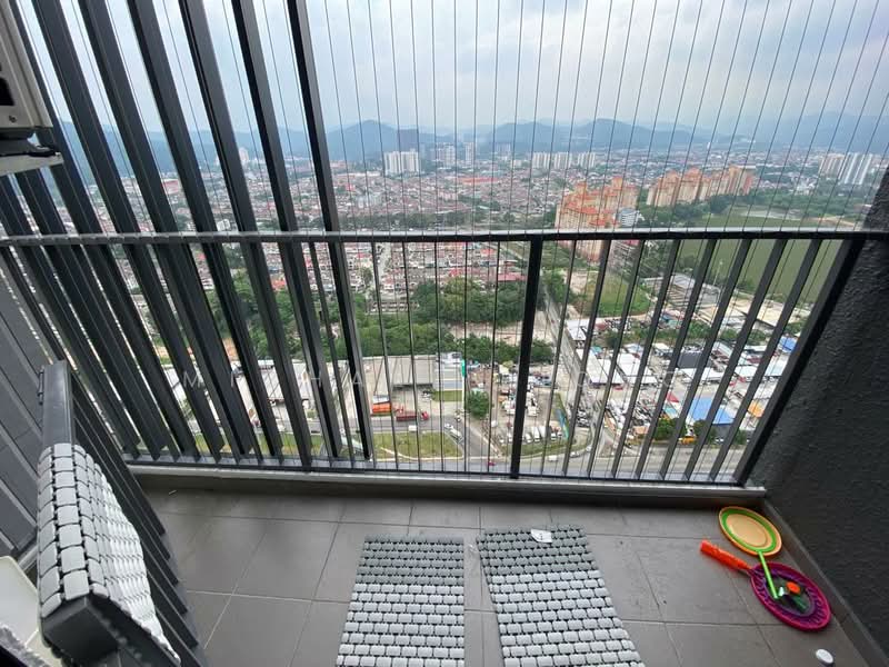 Kediaman Servis untuk Disewa di M Luna - Michael Siong - Balcony - PropertyGuru.com.my