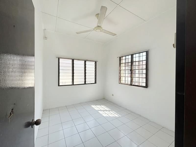 Rumah Teres 2-Tingkat untuk Disewa di Seksyen 3 Bandar Baru Bangi (Bandar Baru Bangi) - Aimi Mahirah - Interior - PropertyGuru.com.my