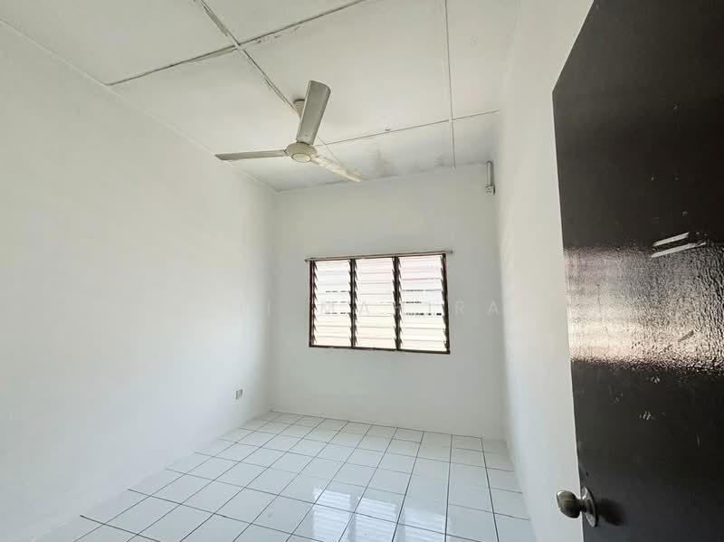 Rumah Teres 2-Tingkat untuk Disewa di Seksyen 3 Bandar Baru Bangi (Bandar Baru Bangi) - Aimi Mahirah - Interior - PropertyGuru.com.my