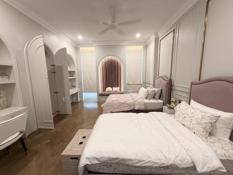 Rumah Berkembar untuk Dijual di Seksyen U1 (Glenmarie) - Kenny Chua - Bedroom - PropertyGuru.com.my