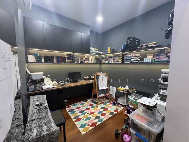 Service Residence for Sale at Sapphire Paradigm - Aeric Petrelli Goh - Study - PropertyGuru.com.my