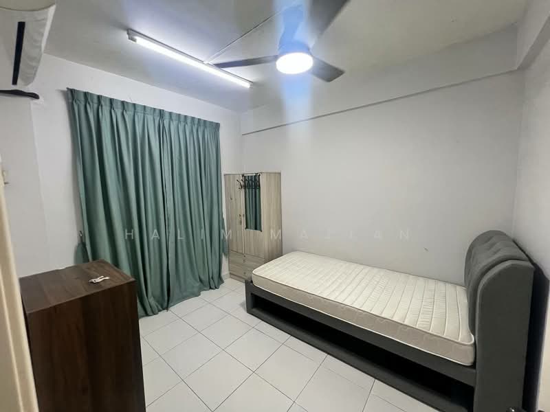 Kondominium untuk Disewa di Cyberia Smart Homes - Halim Mazlan - Bedroom - PropertyGuru.com.my