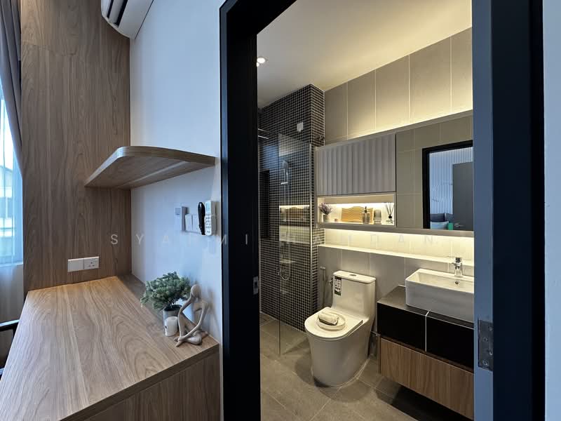 Cluster House for Sale in Alam Impian (Shah Alam) - Syahmi Hamdan - Bathroom - PropertyGuru.com.my
