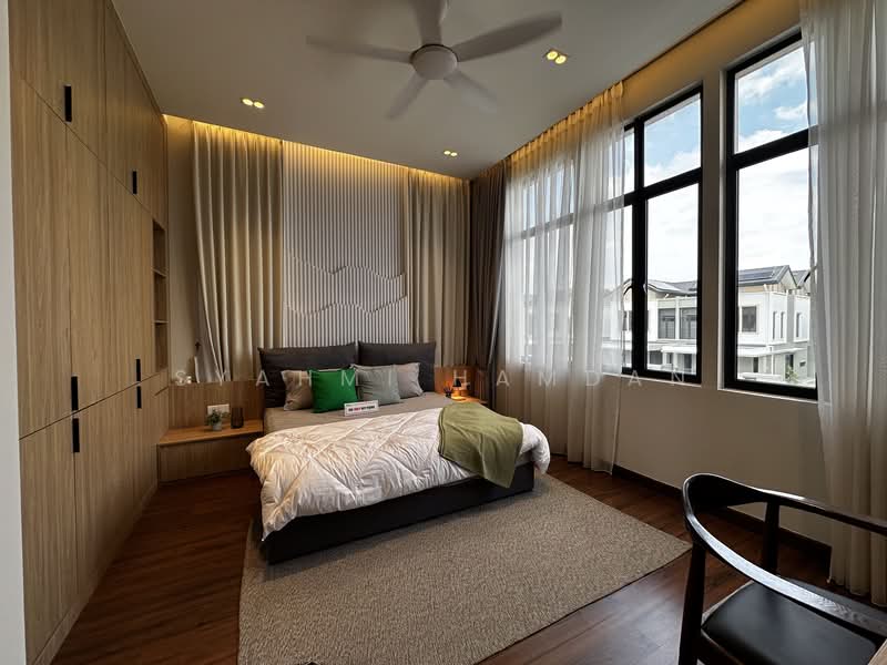Cluster House for Sale in Alam Impian (Shah Alam) - Syahmi Hamdan - Bedroom - PropertyGuru.com.my