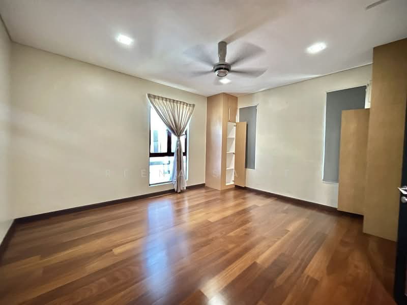 Bungalow House for Sale in Bukit Jelutong (Shah Alam) - Reena Sarif - Bedroom - PropertyGuru.com.my
