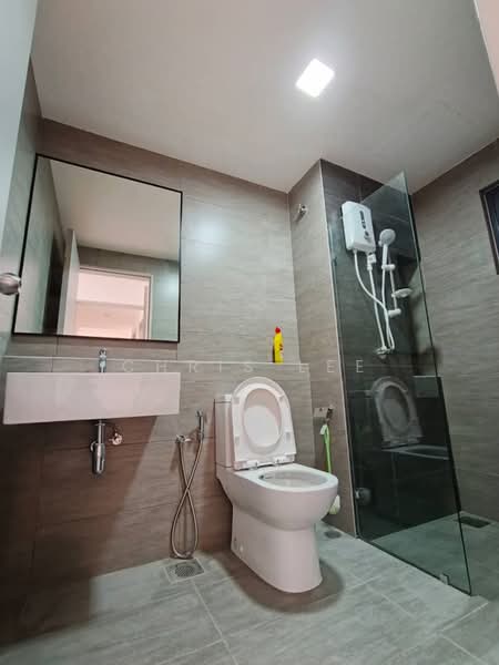 Kediaman Servis untuk Disewa di Maya Bay Residences @ Gamuda Cove - Chris Lee - Bathroom - PropertyGuru.com.my