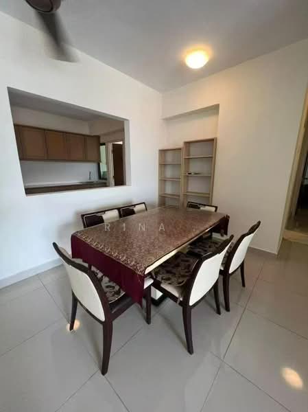 Kediaman Servis untuk Dijual di D'Alamanda - Rina . - Dining Room - PropertyGuru.com.my