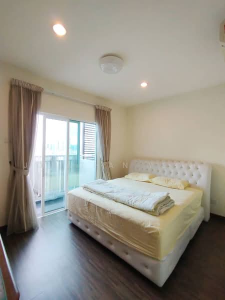 Service Residence for Rent at The Loft @ ZetaPark - Jonathan Yeoh - Bedroom - PropertyGuru.com.my