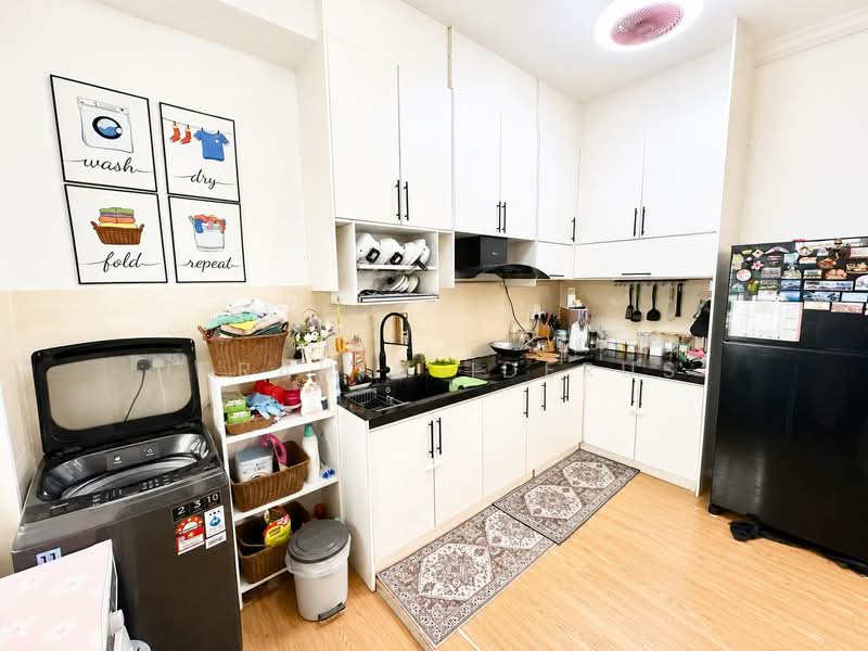 Rumah Berkembar untuk Dijual di Serendah (Selangor) - Ibrahim Iderus - Kitchen - PropertyGuru.com.my