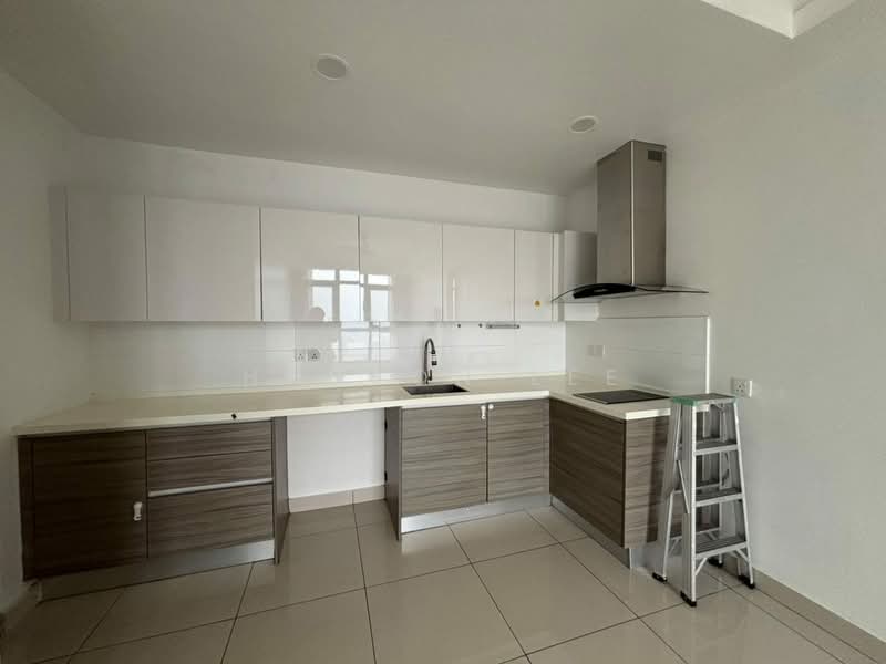 Service Residence for Rent at 28 Boulevard - Hanson Lee - Kitchen - PropertyGuru.com.my