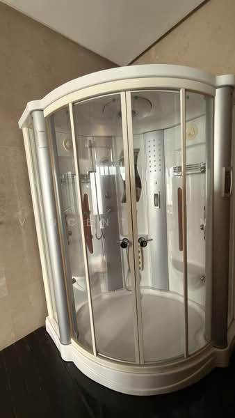 Bungalow House untuk Dijual di KLCC (KL City Centre) - Vincent Chin - Bathroom - PropertyGuru.com.my