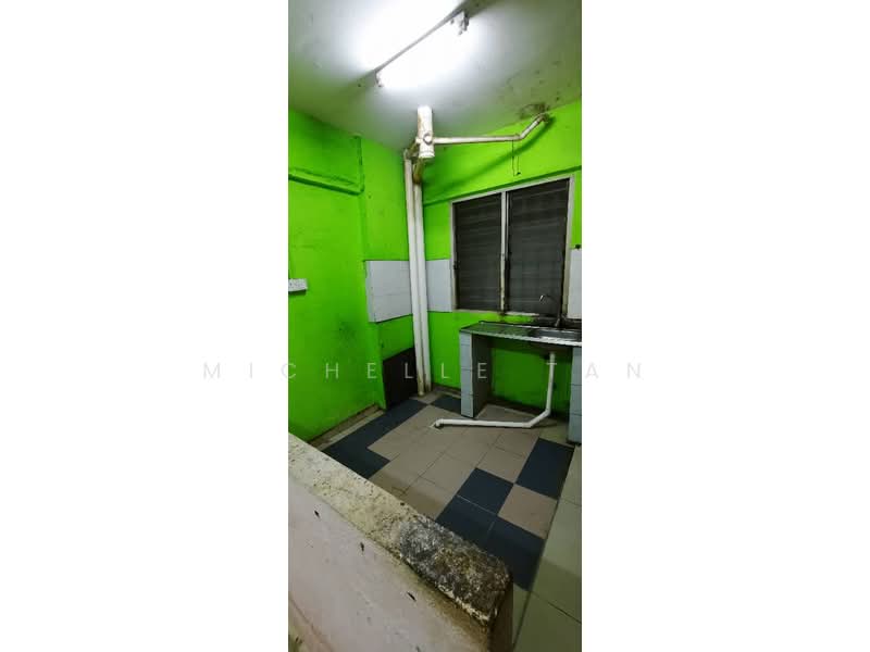 Flat for Sale at Segar Ria - Michelle Tan - Kitchen - PropertyGuru.com.my