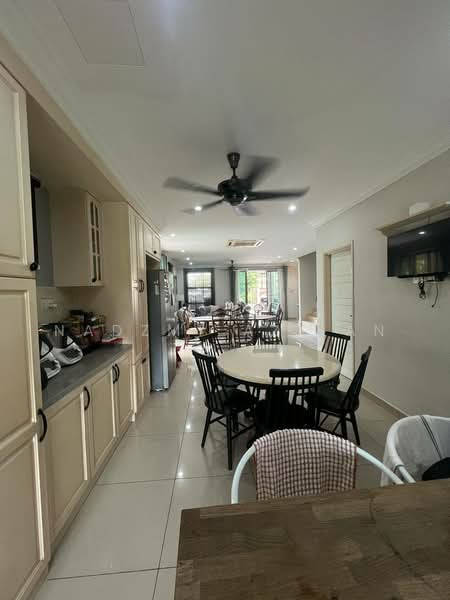 2-storey Terraced House for Sale in Taman Damansara Aliff (Tampoi) - Nadzmi Azilan - Kitchen - PropertyGuru.com.my