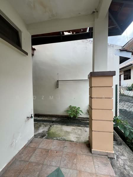 2-storey Terraced House for Sale in Taman Damansara Aliff (Tampoi) - Nadzmi Azilan - Exterior - PropertyGuru.com.my