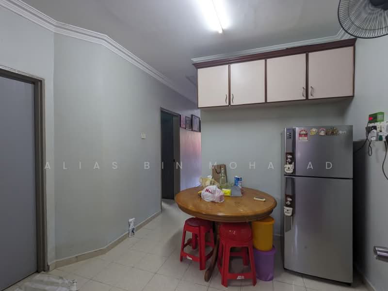1-storey Terraced House for Sale in Taman Semarak (Kuala Nerus) - Alias Bin Mohamad - Kitchen - PropertyGuru.com.my