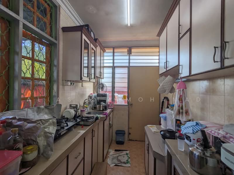 1-storey Terraced House for Sale in Taman Semarak (Kuala Nerus) - Alias Bin Mohamad - Kitchen - PropertyGuru.com.my
