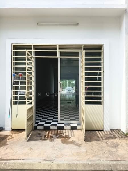 Kedai untuk Disewa di Alam Damai (Cheras) - Vincent Tee - Entrance - PropertyGuru.com.my