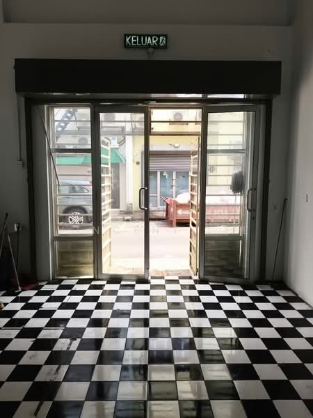 Kedai untuk Disewa di Alam Damai (Cheras) - Vincent Tee - Entrance - PropertyGuru.com.my