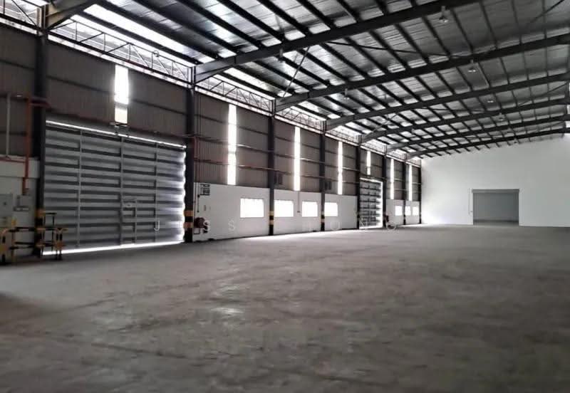 Warehouse for Rent in Seksyen U10 (Shah Alam) - Jess Chong - Interior - PropertyGuru.com.my