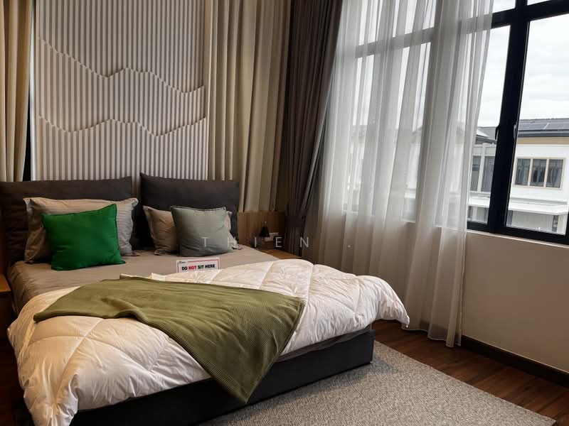 Cluster House for Sale in Alam Impian (Shah Alam) - Thien . - Bedroom - PropertyGuru.com.my