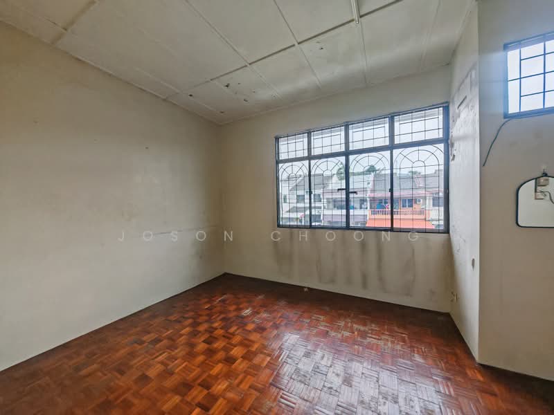 Rumah Teres 2 Tingkat untuk Dijual di Taman Universiti Indah (Seri Kembangan) - Joson Choong - PropertyGuru.com.my