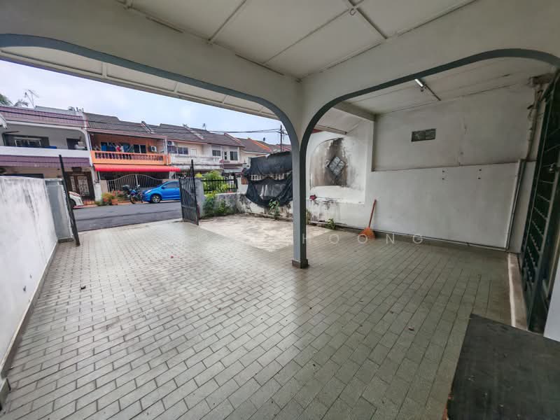 Rumah Teres 2 Tingkat untuk Dijual di Taman Universiti Indah (Seri Kembangan) - Joson Choong - PropertyGuru.com.my