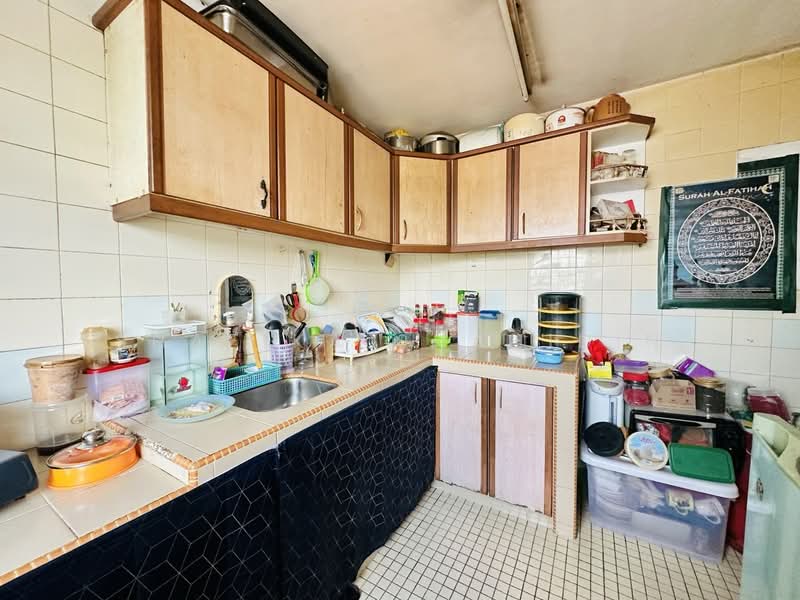 Rumah Flat untuk Dijual di Sentul Utama Flat - Shafika Shahidin - Kitchen - PropertyGuru.com.my
