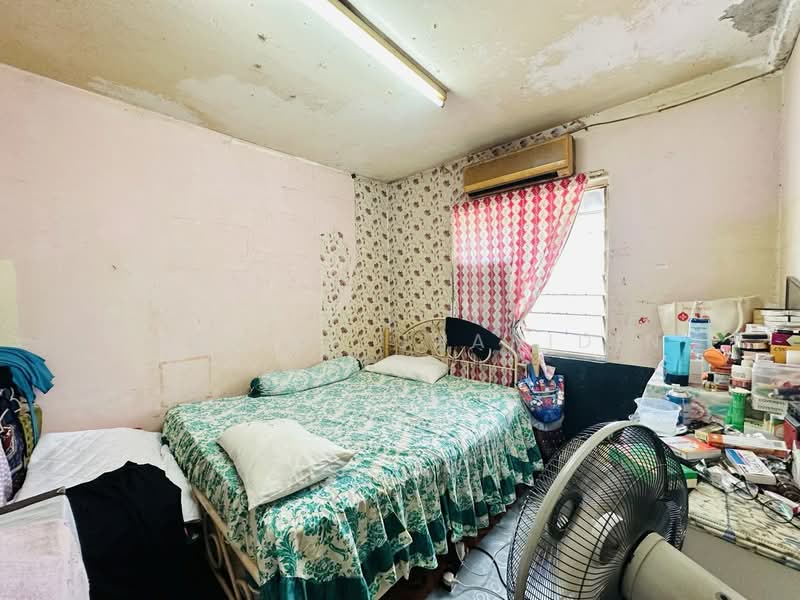 Rumah Flat untuk Dijual di Sentul Utama Flat - Shafika Shahidin - Bedroom - PropertyGuru.com.my