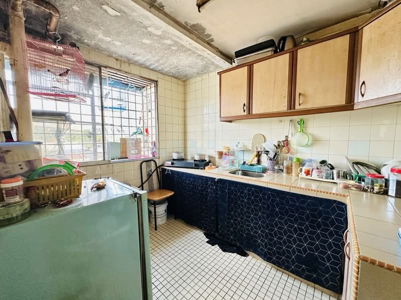 Rumah Flat untuk Dijual di Sentul Utama Flat - Shafika Shahidin - Kitchen - PropertyGuru.com.my