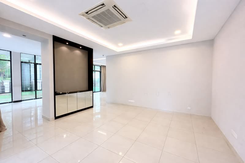 Rumah Berkembar untuk Dijual di Seksyen U1 (Glenmarie) - Kenny Chua - Living Room - PropertyGuru.com.my