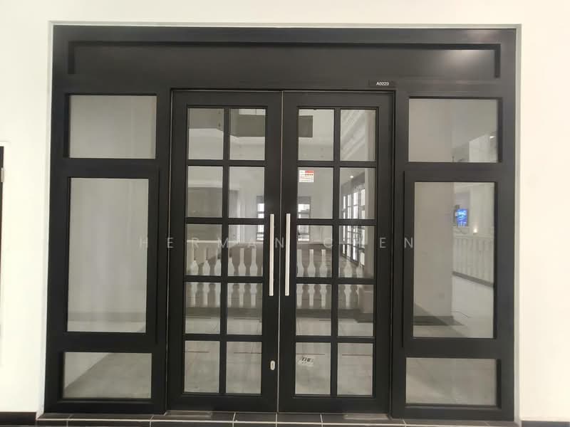 Retail Space untuk Disewa di Iskandar Puteri (Nusajaya) (Johor) - Herman Chen - Entrance - PropertyGuru.com.my