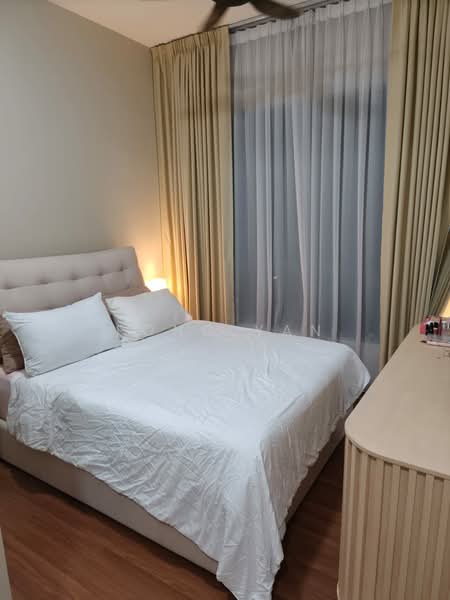Kediaman Servis untuk Disewa di Sunsuria Forum - Fong Yan - Bedroom - PropertyGuru.com.my