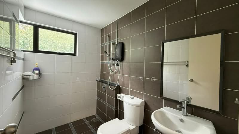 Rumah Teres 2-Tingkat untuk Dijual di Jade Hills (Kajang) - Aivan Ng - Bathroom - PropertyGuru.com.my