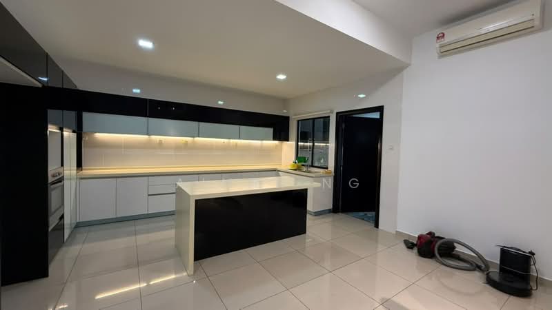 Rumah Teres 2-Tingkat untuk Dijual di Jade Hills (Kajang) - Aivan Ng - Kitchen - PropertyGuru.com.my