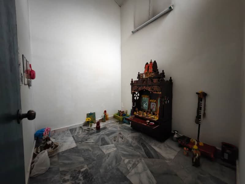 1-storey Terraced House for Sale in Taman Velox (Rawang) - SK Luk - Interior - PropertyGuru.com.my