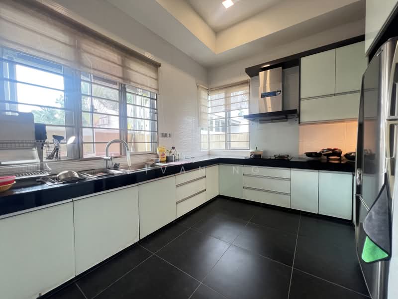 Bungalow House untuk Dijual di Cheras (Selangor) - Aivan Ng - Kitchen - PropertyGuru.com.my