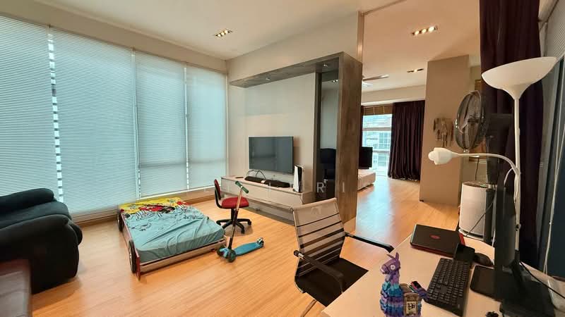 Rumah Berkembar untuk Dijual di Cyberjaya (Selangor) - Ali Idris - Living Room - PropertyGuru.com.my