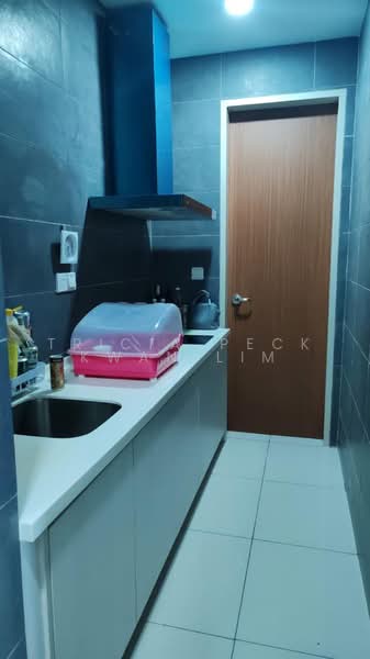 Kediaman Servis untuk Dijual di Citizen @ Old Klang Road - Tricia Peck Kwan Lim - Kitchen - PropertyGuru.com.my