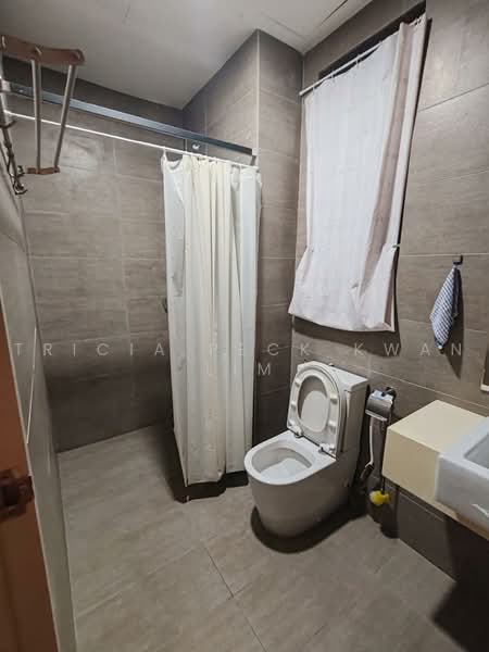 Kediaman Servis untuk Dijual di Citizen @ Old Klang Road - Tricia Peck Kwan Lim - Bathroom - PropertyGuru.com.my