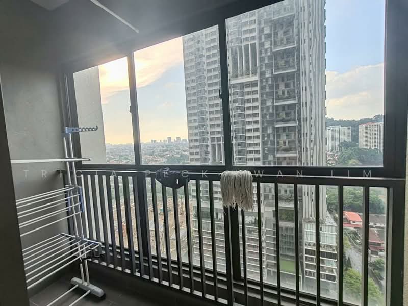 Kediaman Servis untuk Dijual di Citizen @ Old Klang Road - Tricia Peck Kwan Lim - Balcony - PropertyGuru.com.my